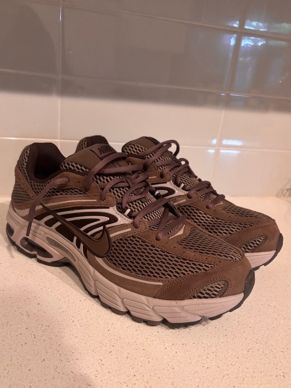 Nike Men's Air Max Moto 2k